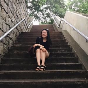 Meet your Posher, Joyce